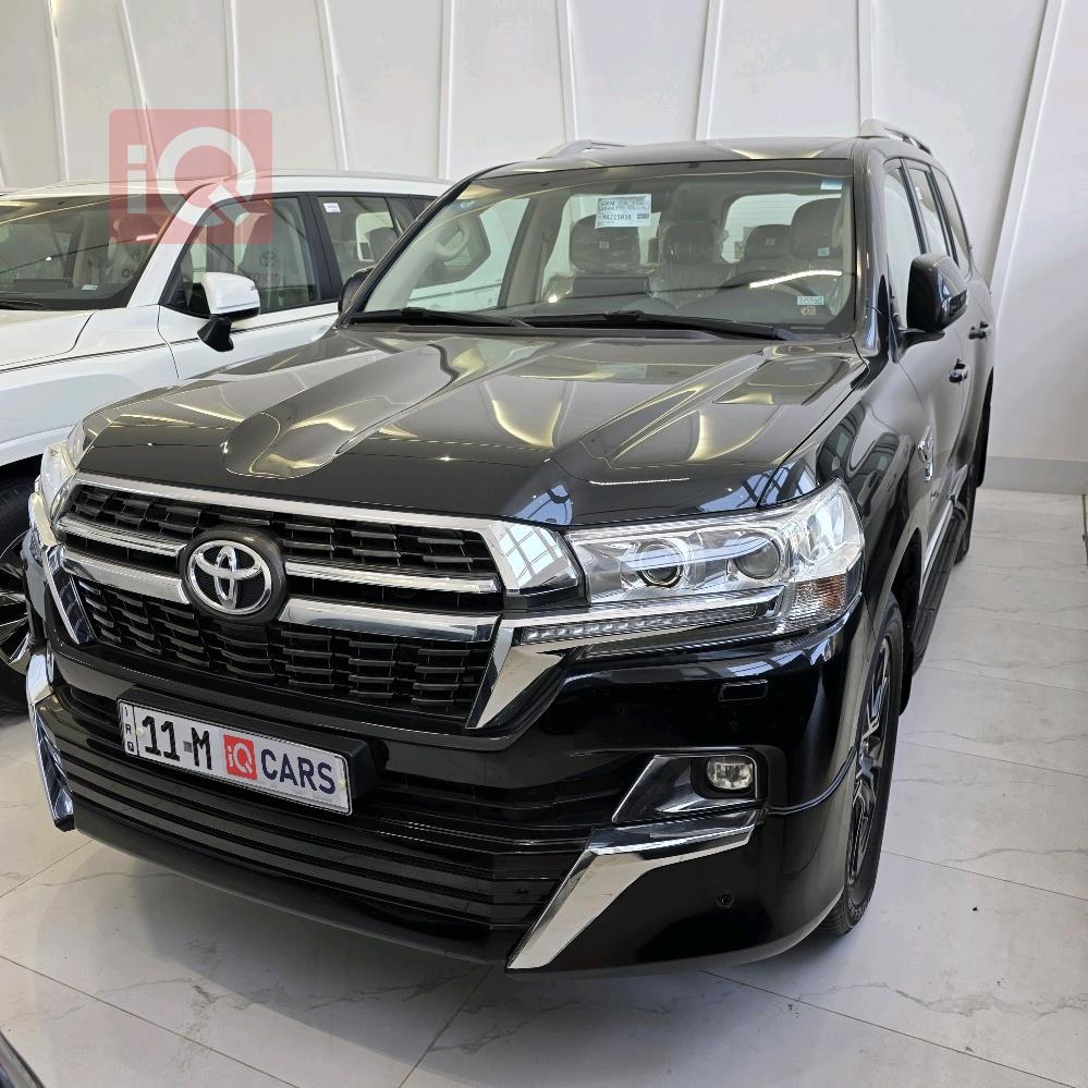 تويوتا لاندكروزر